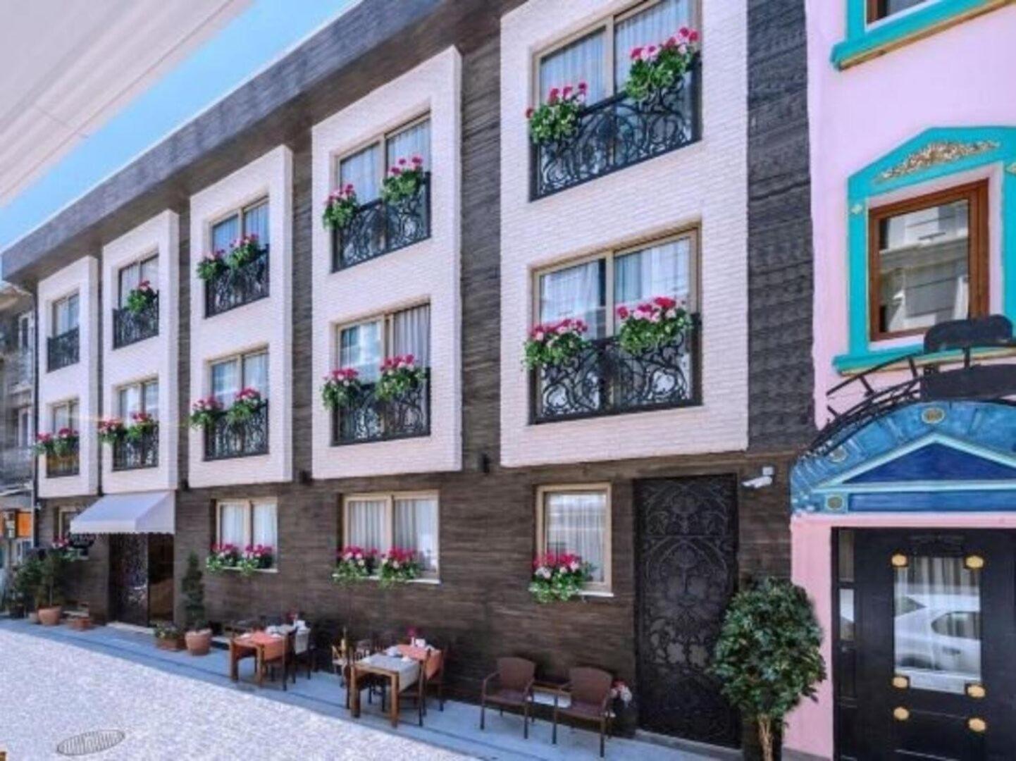 Aybar Hotel & Spa Istanbul Bagian luar foto