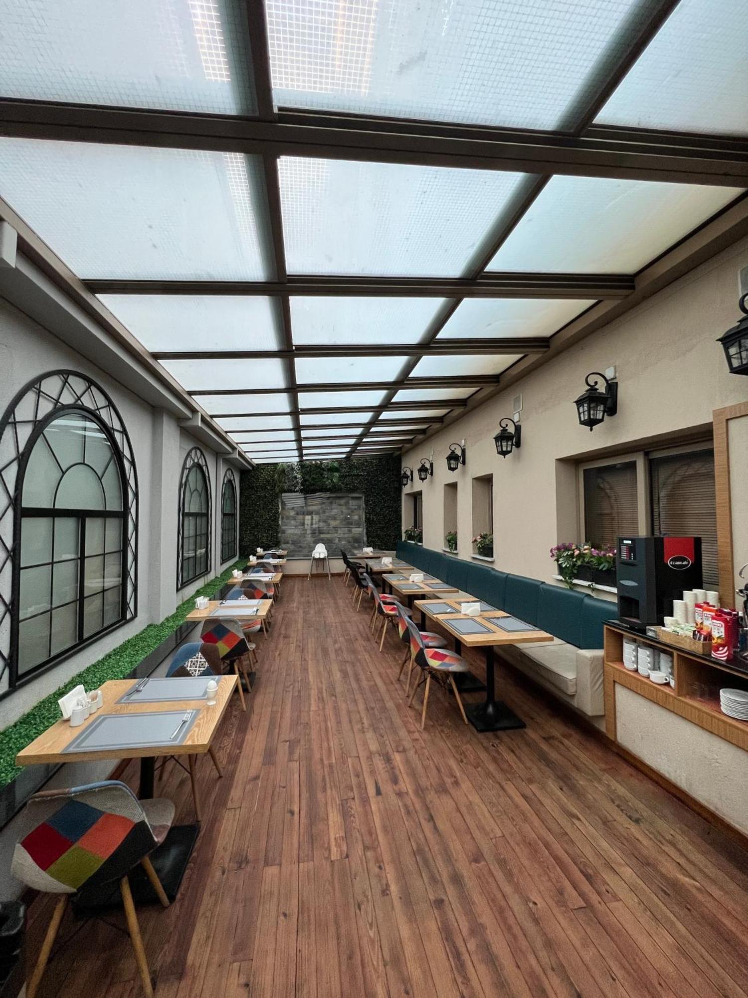Aybar Hotel & Spa Istanbul Bagian luar foto