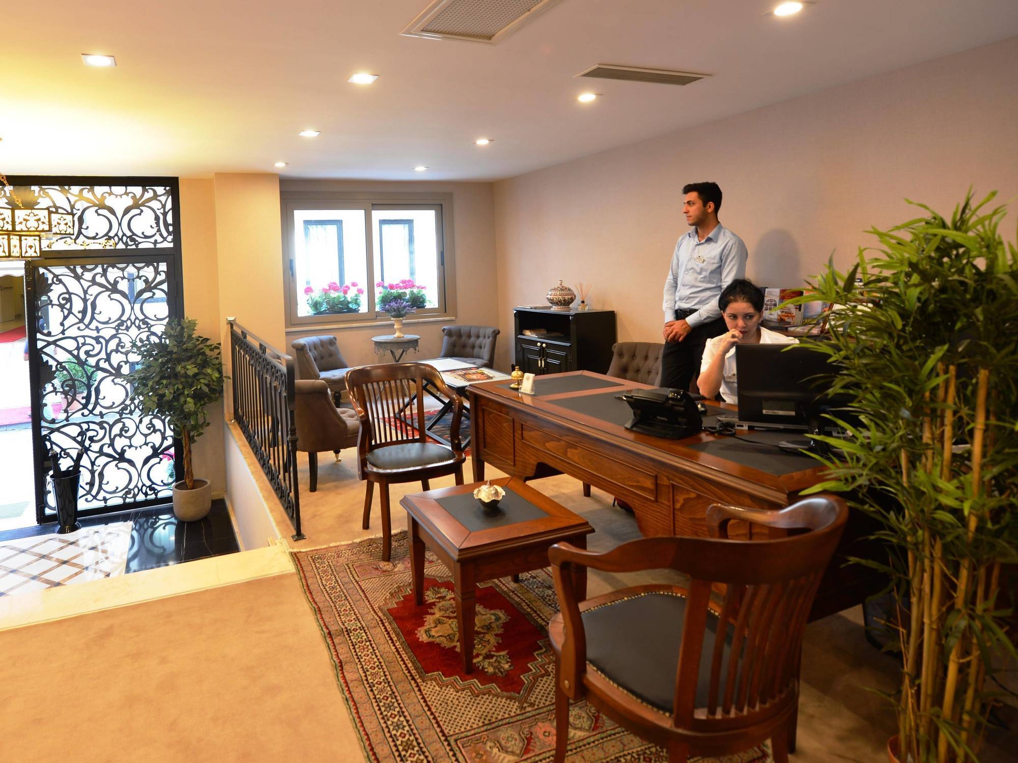 Aybar Hotel & Spa Istanbul Bagian luar foto